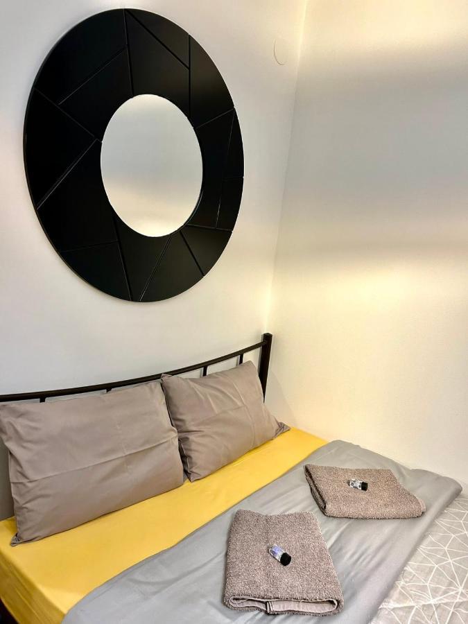 Apartment Fifty Shades Of Black